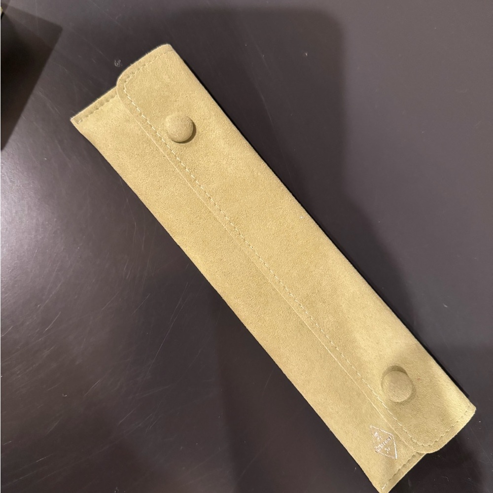 Van Cleef sleeve for bracelet
